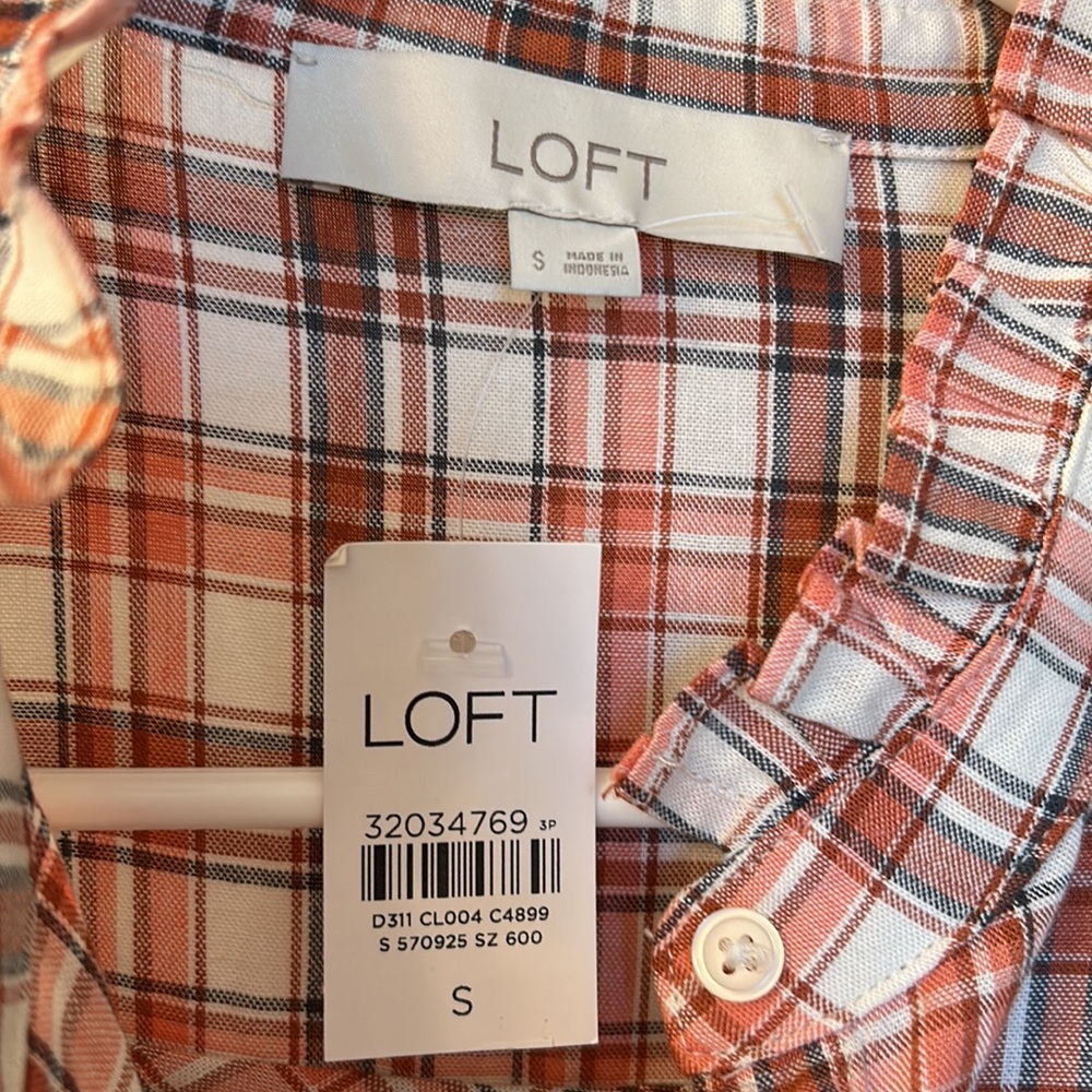 Loft Button Down Ruffle Top size S - Picture 3 of 9